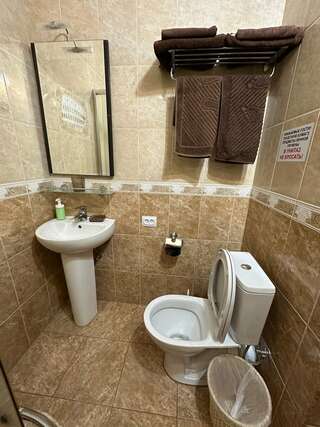 Гостевой дом Шолтатия Судак Двухместный номер с 2 отдельными кроватями-4